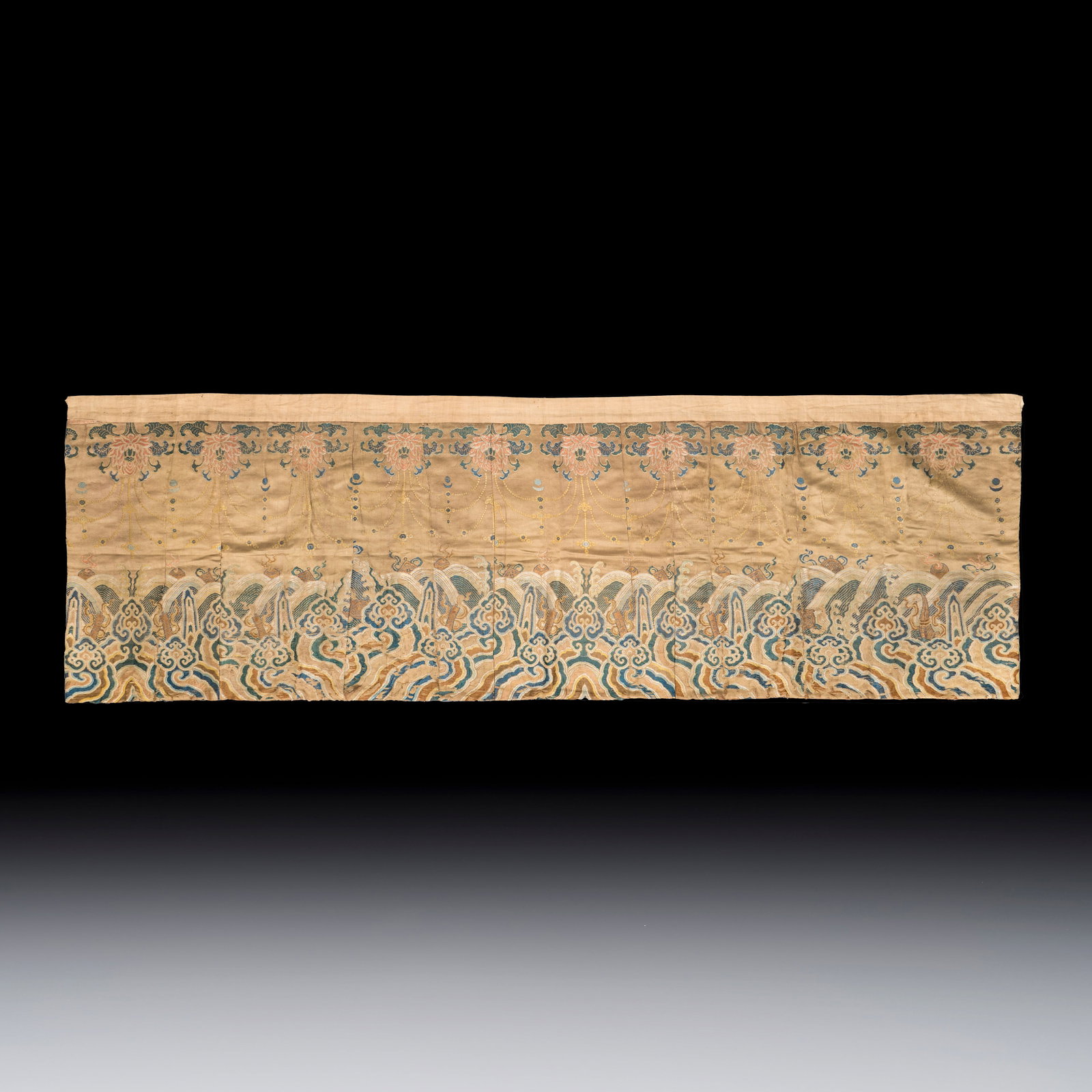 A Chinese embroidered silk panel, 19th C. (1 of 3)