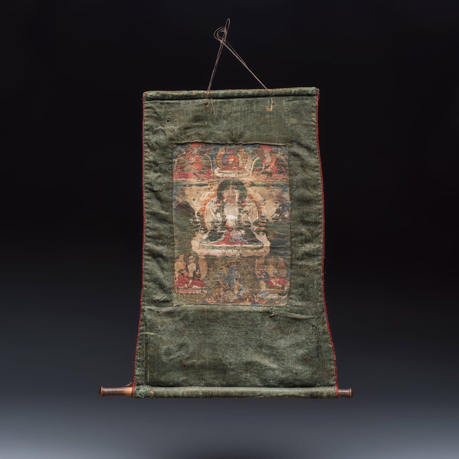 A small Tibetan thangka of Shadakshari Avalokiteshvara, 19th C.: A small Tibetan thangka of Shadakshari Avalokiteshvara, 19th C. Dim: 30,2 x 25,6 cm | the mount Dim: 16 x 11,5 cm | the work