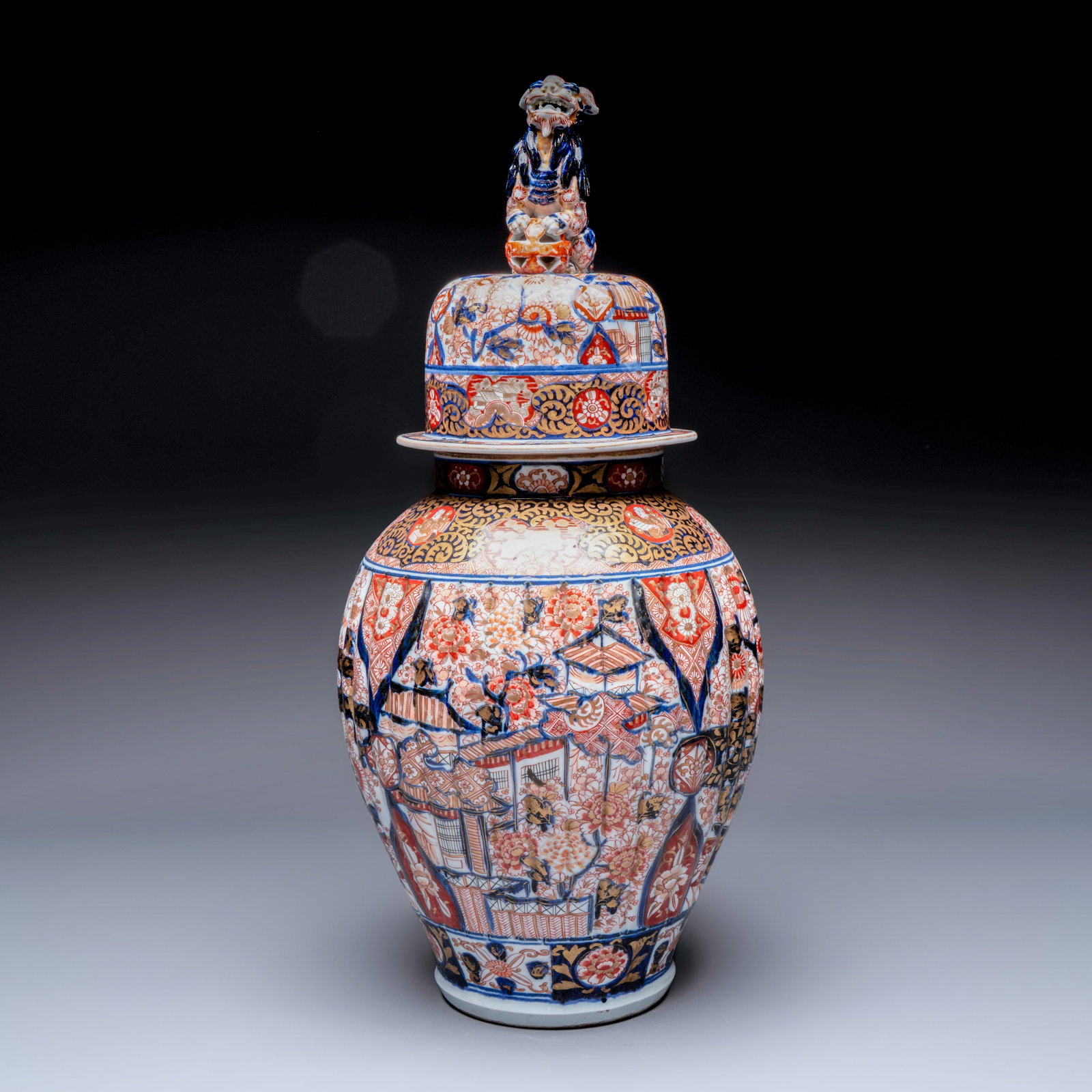 A Japanese Imari vase and cover with a Buddhist lion finial, Meiji, 19th C. (1 of 7)