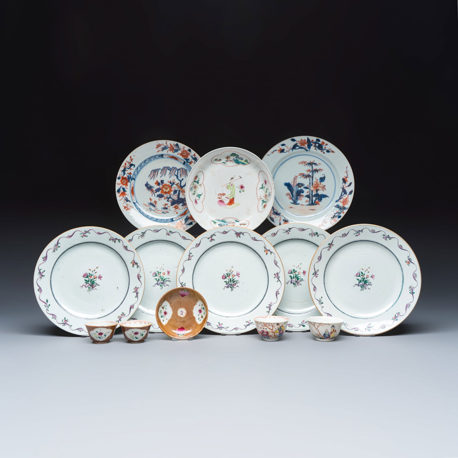 13 Chinese famille rose and Imari-style wares, Kangxi/Qianlong (1 of 20)