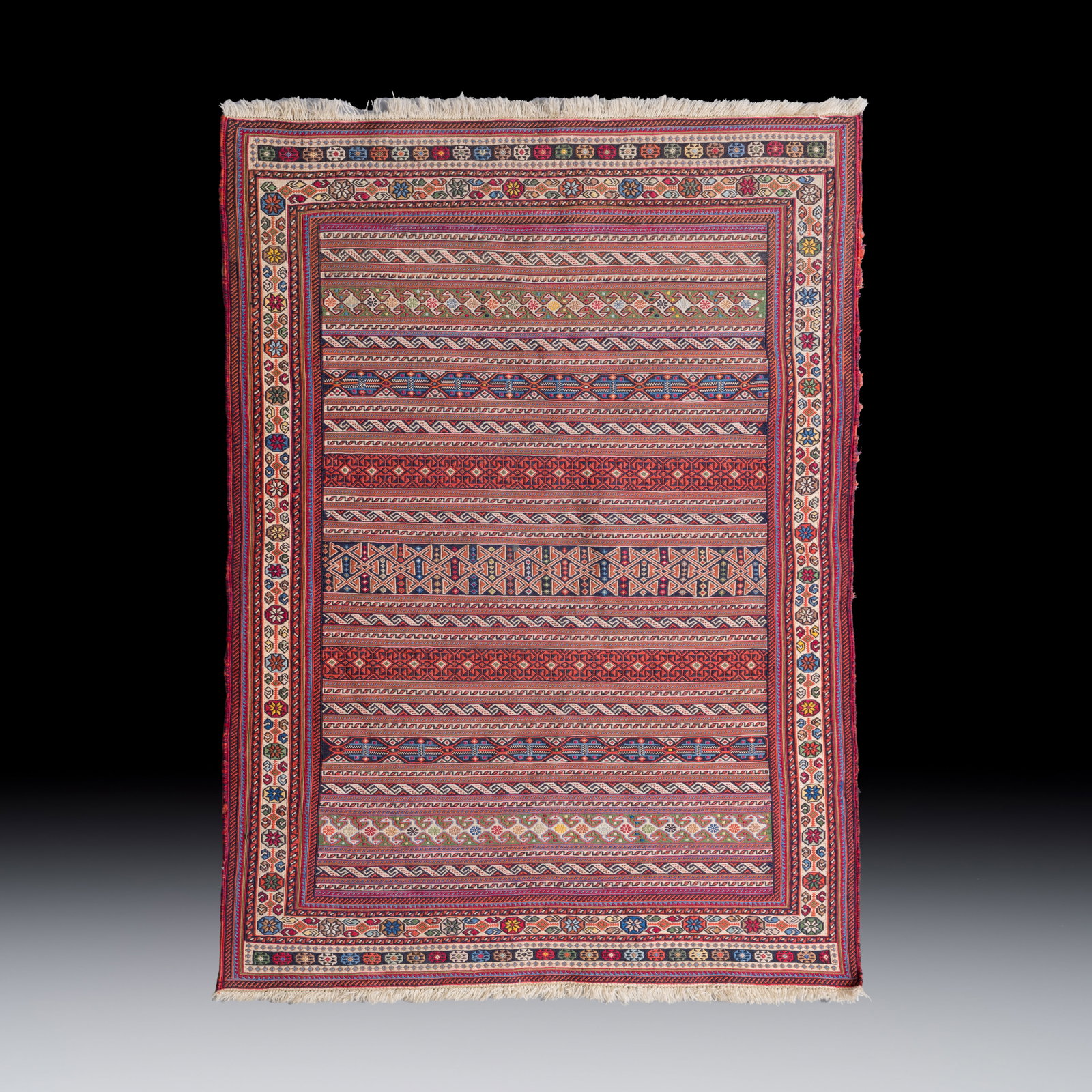 An Afshar Soumak carpet, 19/20th C.: An Afshar Soumak carpet, 19/20th C. Dim: 146 x 101 cm | incl. fringes