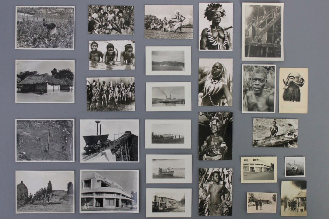 A mixed collection of black and white photos concerning: A small varied collection comprising 27 pieces of various origins and photographers. Dim.: 18 x 13 cm (the largest)