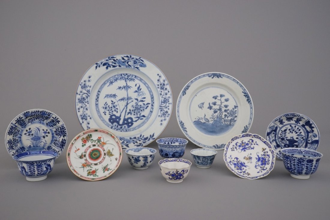 A collection of mostly blue and white Chinese porcelain (1 of 1)