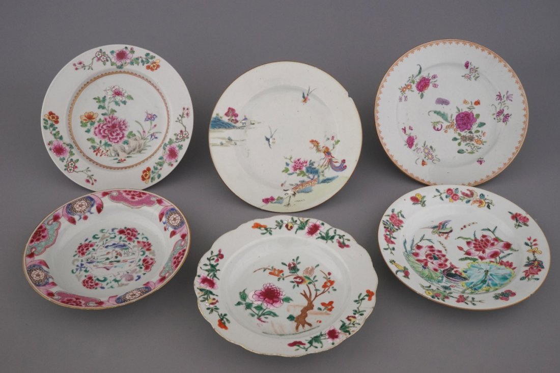 A collection of 6 Chinese famille rose porcelain: Dia: 21-22 cm. Including Yongzheng and Qianlong examples. Various damages.