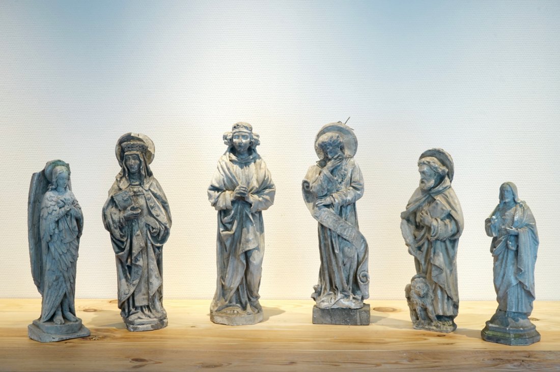 A set of six 50 cm plaster casts of religious figures,: H: 52 cm Origin: The De Wispelaere workshop of important historical reproductions. More info about the workshop on our blog on our website.