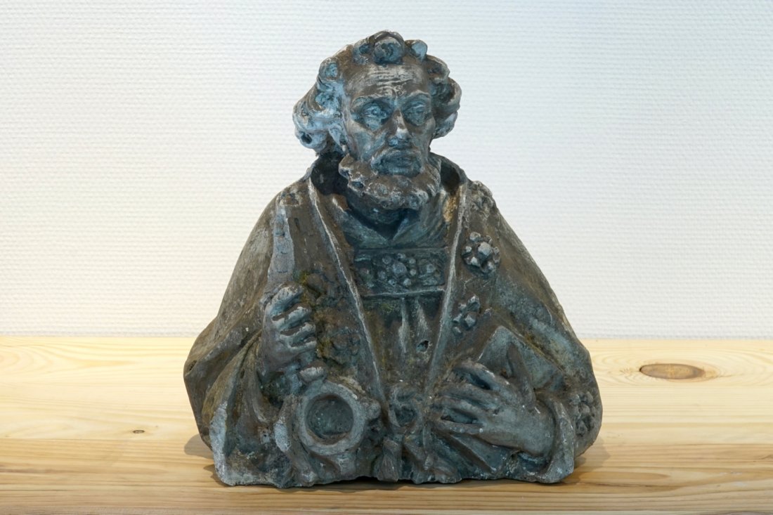 A plaster cast of a bust of Saint Peter, 19/20th C.,: H: 38 cm Origin: The De Wispelaere workshop of important historical reproductions. More info about the workshop on our blog on our website.
