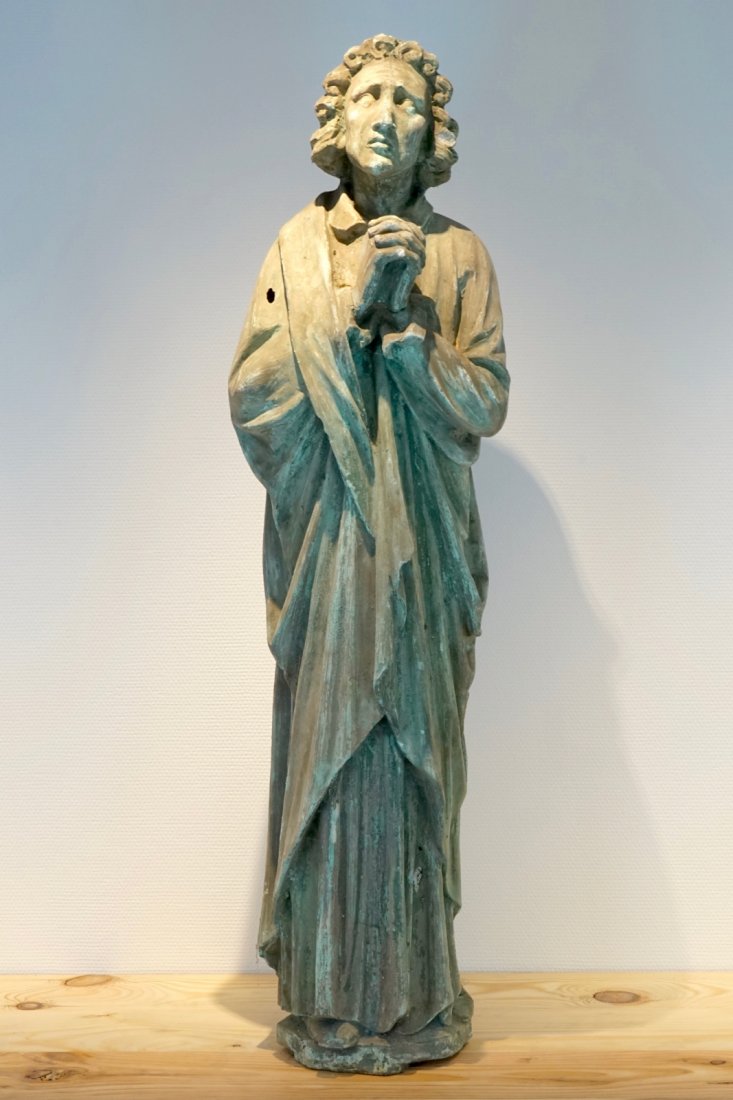 A 126 cm plaster cast of St. John the Evangelist: H: 126 cm Origin: The De Wispelaere workshop of important historical reproductions. More info about the workshop on our blog on our website. <