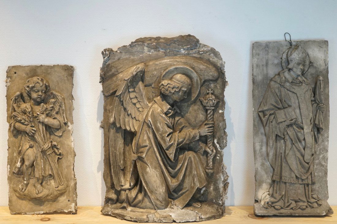 A set of three 70 cm plaster casts of religious (1 of 1)
