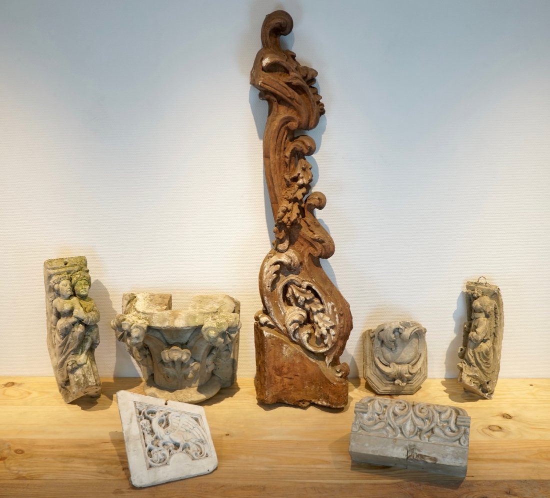 A lot of seven various plaster casts, 19/20th C., (1 of 1)