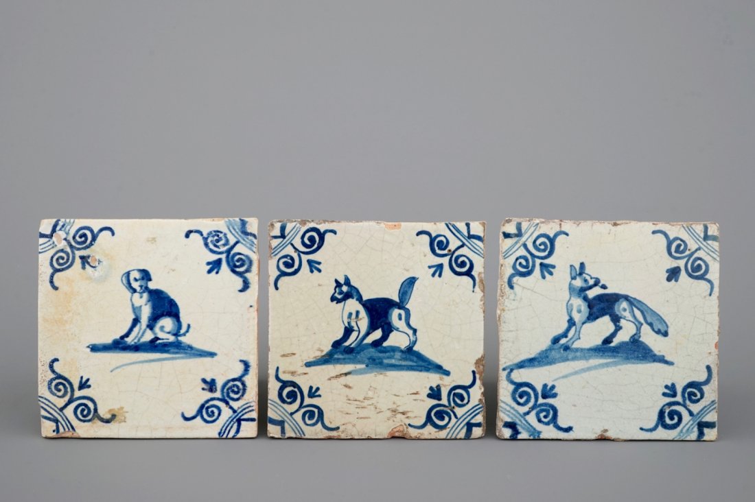 A set of 3 Dutch Delft blue and white tiles with: Dim.: ca. 13 x 13 cm each