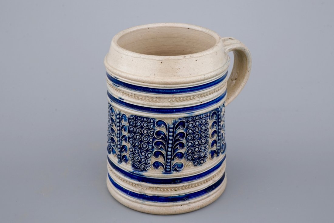 A small Westerwald beer stein, 17th C. (1 of 7)