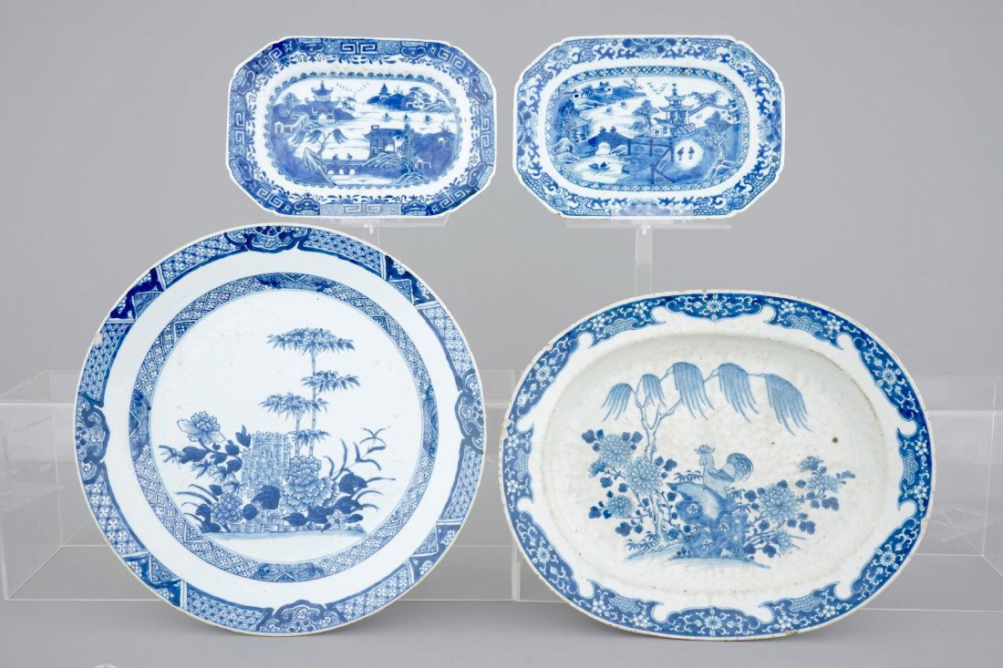 A lot of 4 Chinese porcelain blue and white dishes, (1 of 2)