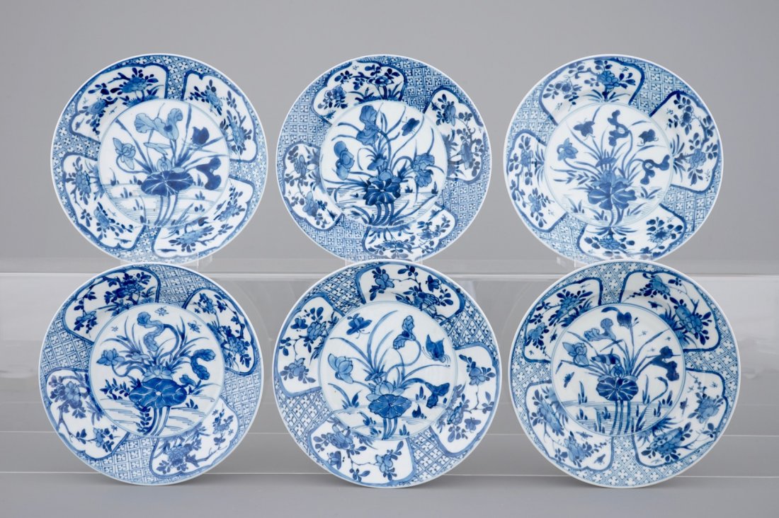 A set of six blue and white Chinese porcelain plates, (1 of 2)