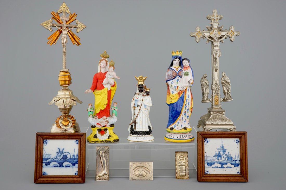 A lot of religious items: 3 ex-voto, 3 figures of Mary, (1 of 8)