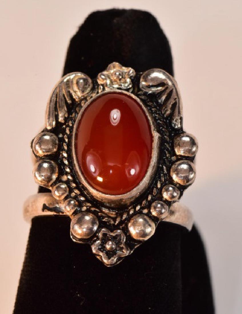 Indian Silver Carnelian Cabochon Ring: Indian Silver Carnelian Cabochon Ring Size 6 - 6 1/2 8g TW.