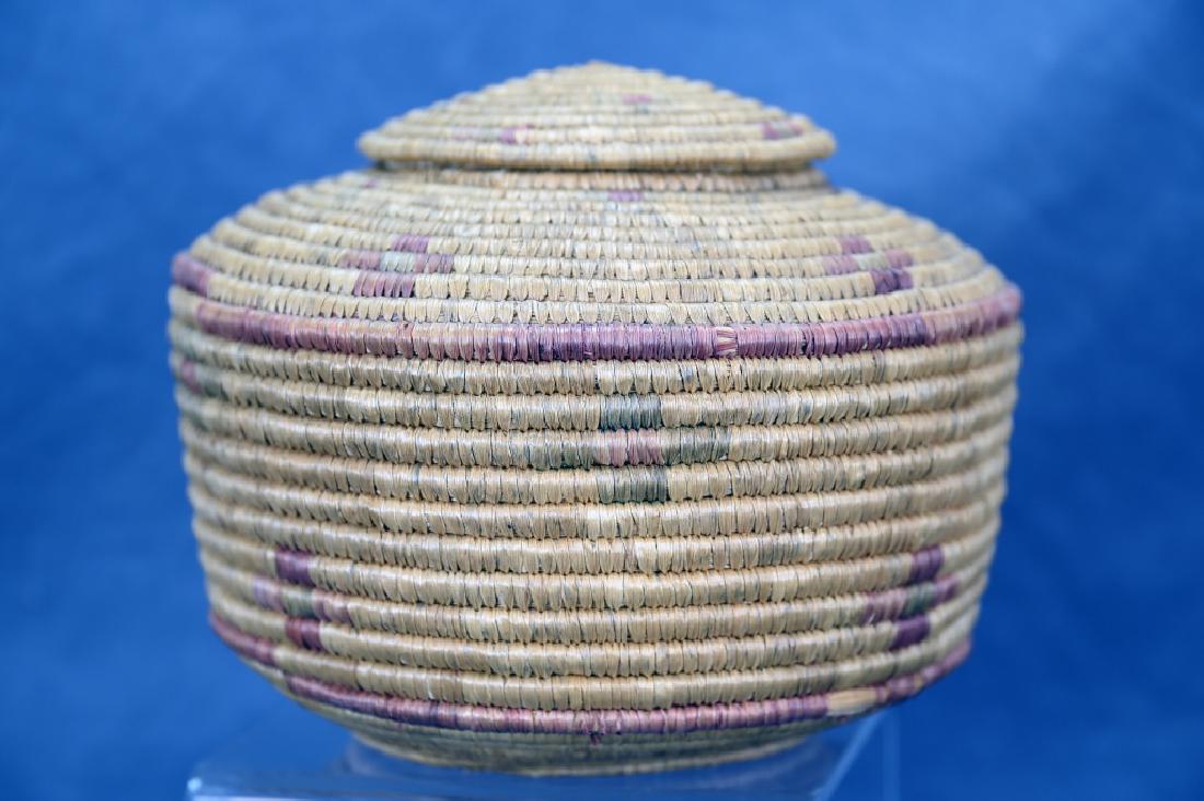 Alaskan Kuskokwim Basket Subarctic/Arctic Basket (1 of 6)