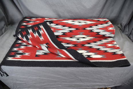 4 Color Navajo Geometric Rug 69" x 105": 69" x 105"