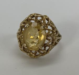 9K Yellow Gold Citrine Ring (1 of 4)