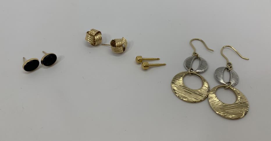 Onxy(?), Silver, Gold Earrings... (1 of 2)