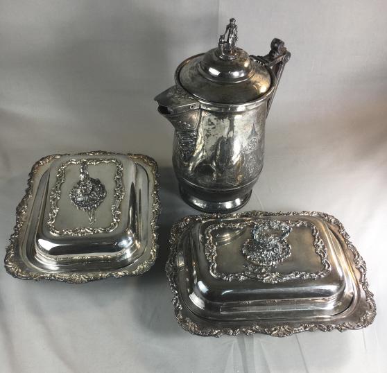 3 Impressive Older Silverplate Serving Pieces (1 of 8)