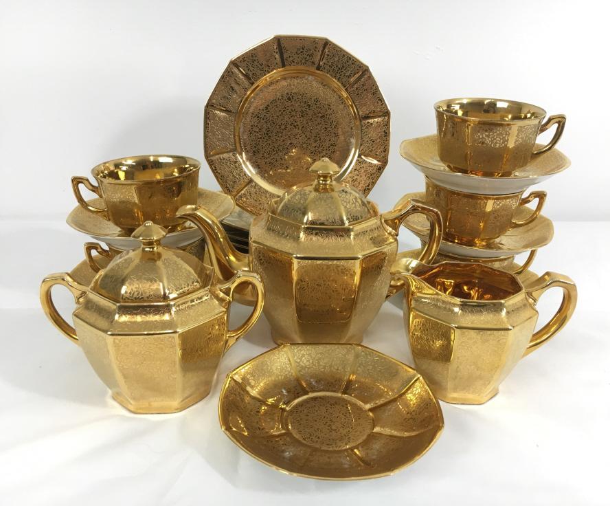 Vintage Pickard Gold Rose & Daisy Tea Set Germany (1 of 6)