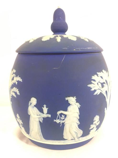 Wedgwood Blue Jasperware Biscuit Barrel (1 of 8)