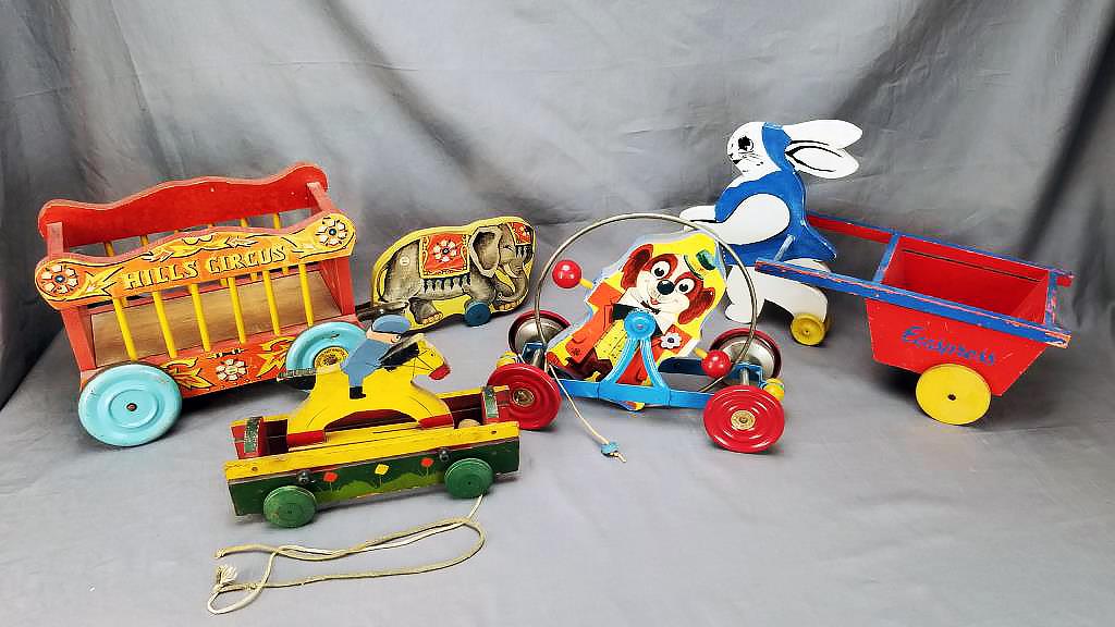 Circus Pull Toys- Hills Toys, Gong Bell, Toy Kraft (1 of 19)