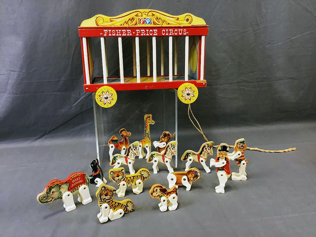 Fisher Price Circus Wagon With Animals (1 of 5)
