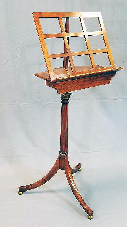 Wurlitzer Walnut W E Hill & Sons Music Stand (1 of 4)
