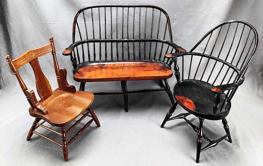 Miniature Wooden Settee and 2 Chairs (1 of 4)