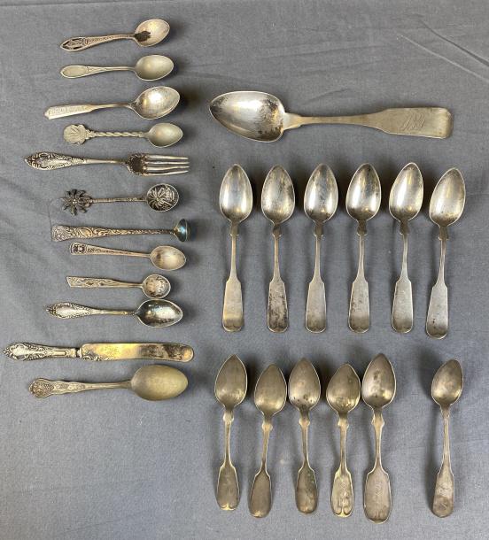 25 Pcs Antique Flatware Including Coin Silver: Including 6 matching spoons marked "coin".