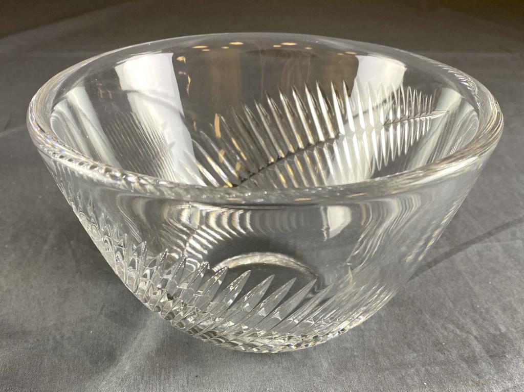 Orrefors Crystal Fern Leaf Bowl by Sven Palmqvist: Designed circa 1957. Measures approximately 4" tall and 7" wide. Signed as shown.