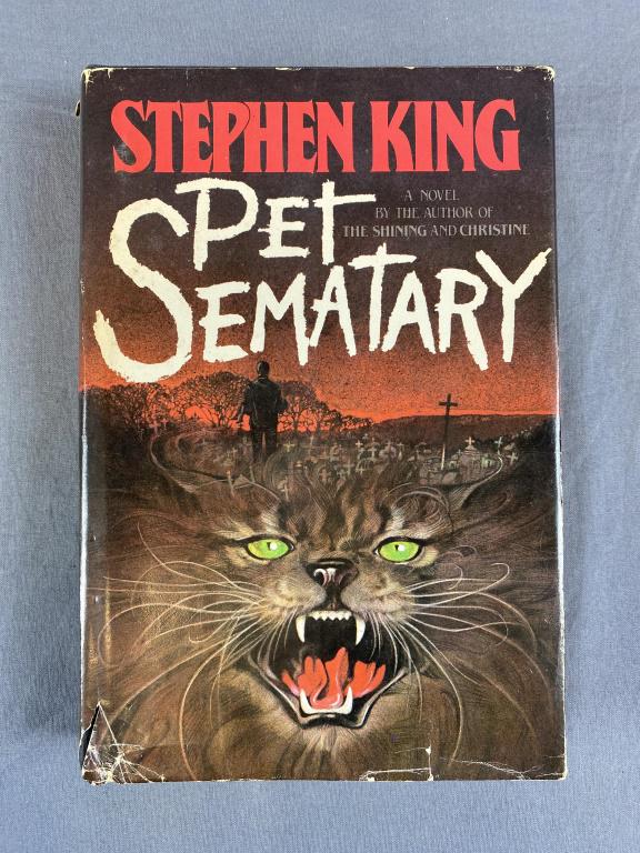 Stephen King Pet Semetary 1st Edition 1983: Hardcover with dust jacket with some wear and damage to the dust jacket shown.