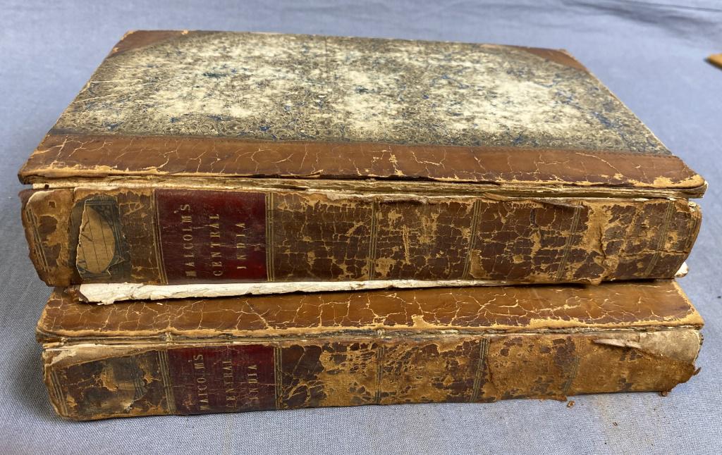Malcolm's Memoir of Central India 1832: In 2 volumes binding in rough condition. Condition and details as shown in photos.