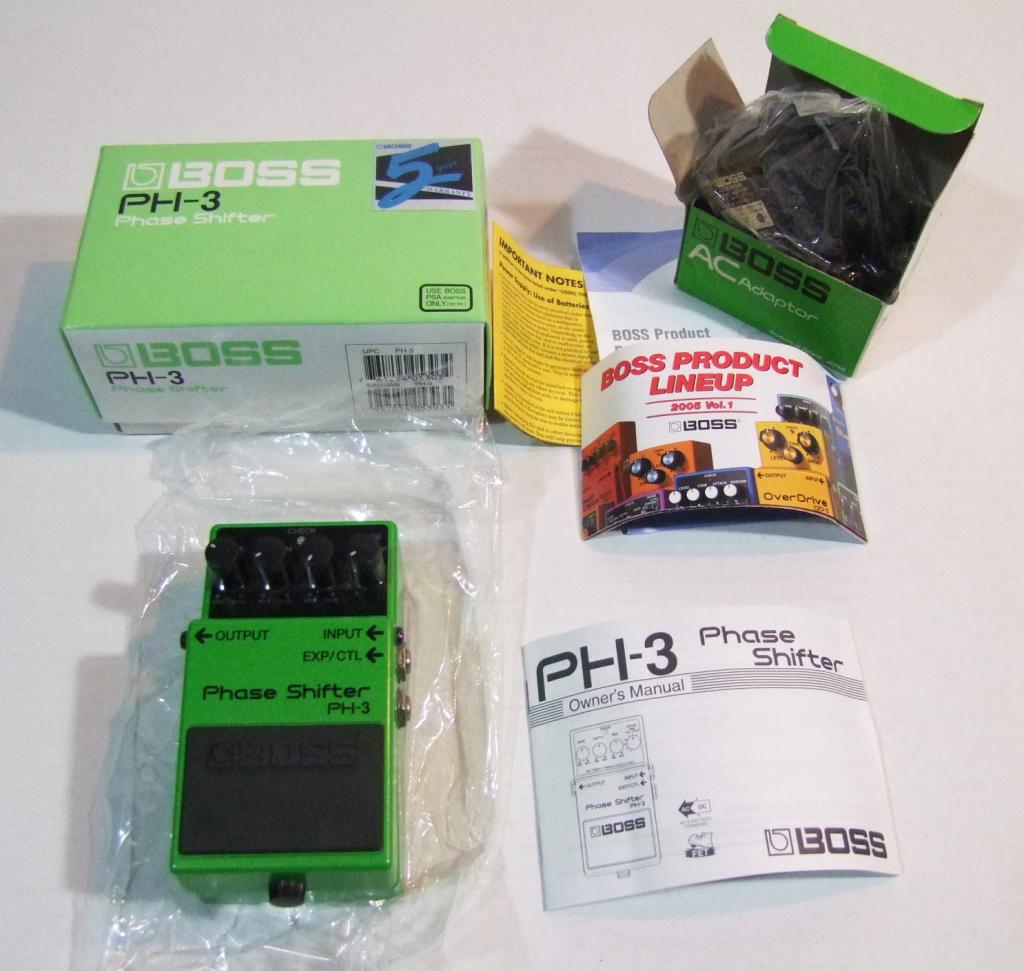 Boss “Phase Shifter PH3” Effects Pedal in Box (1 of 3)