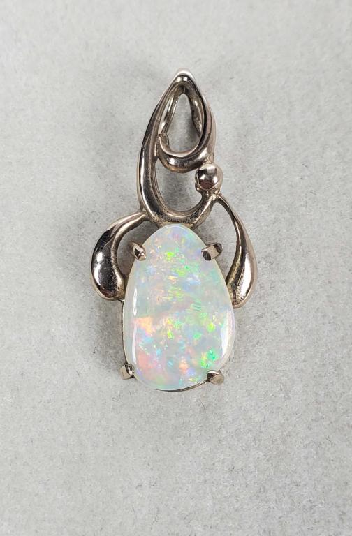 14KT White Gold Opal Pendant (1 of 4)
