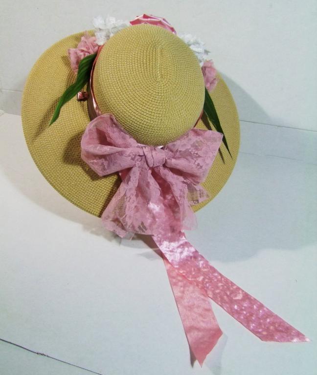 C/1990 Ladies Straw Style Hat Signed "Sloggers" (1 of 3)