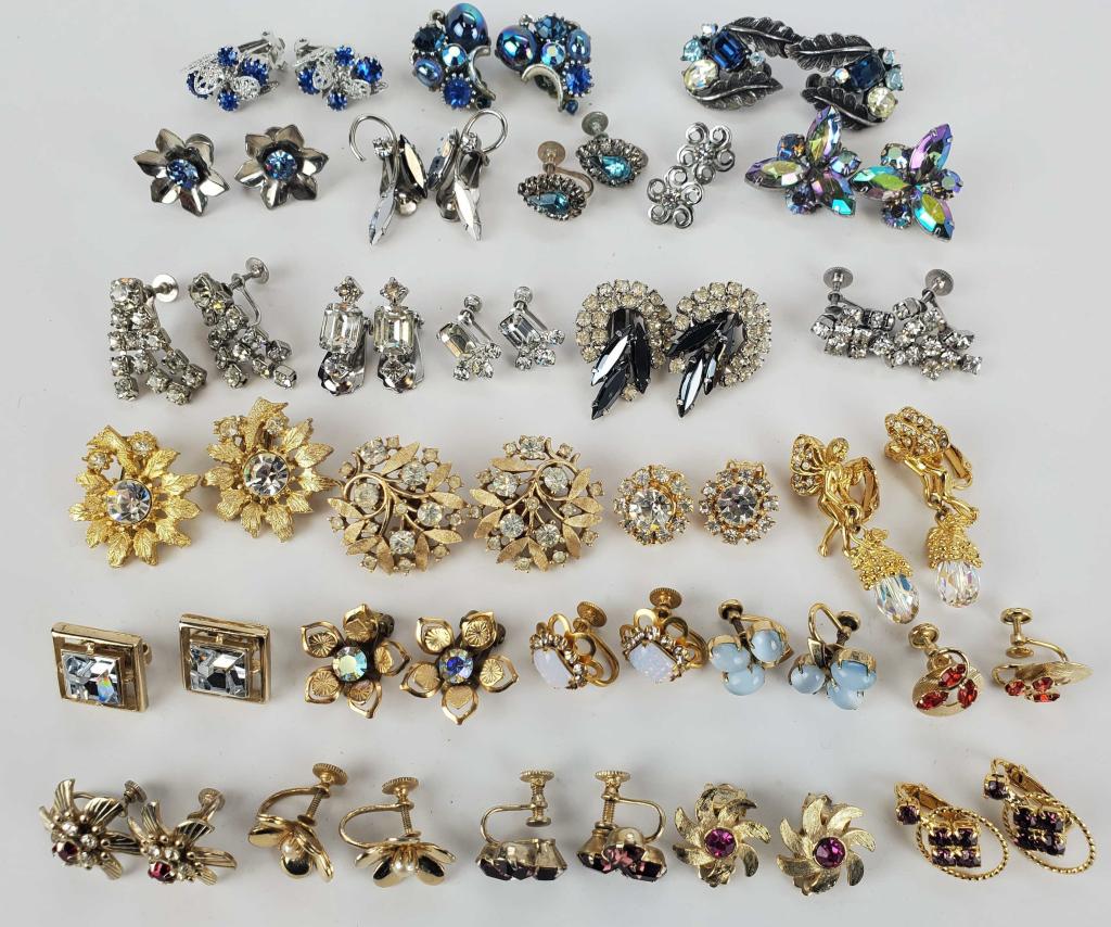 Mid-century Earrings Large Lot Of Designers (1 of 8)