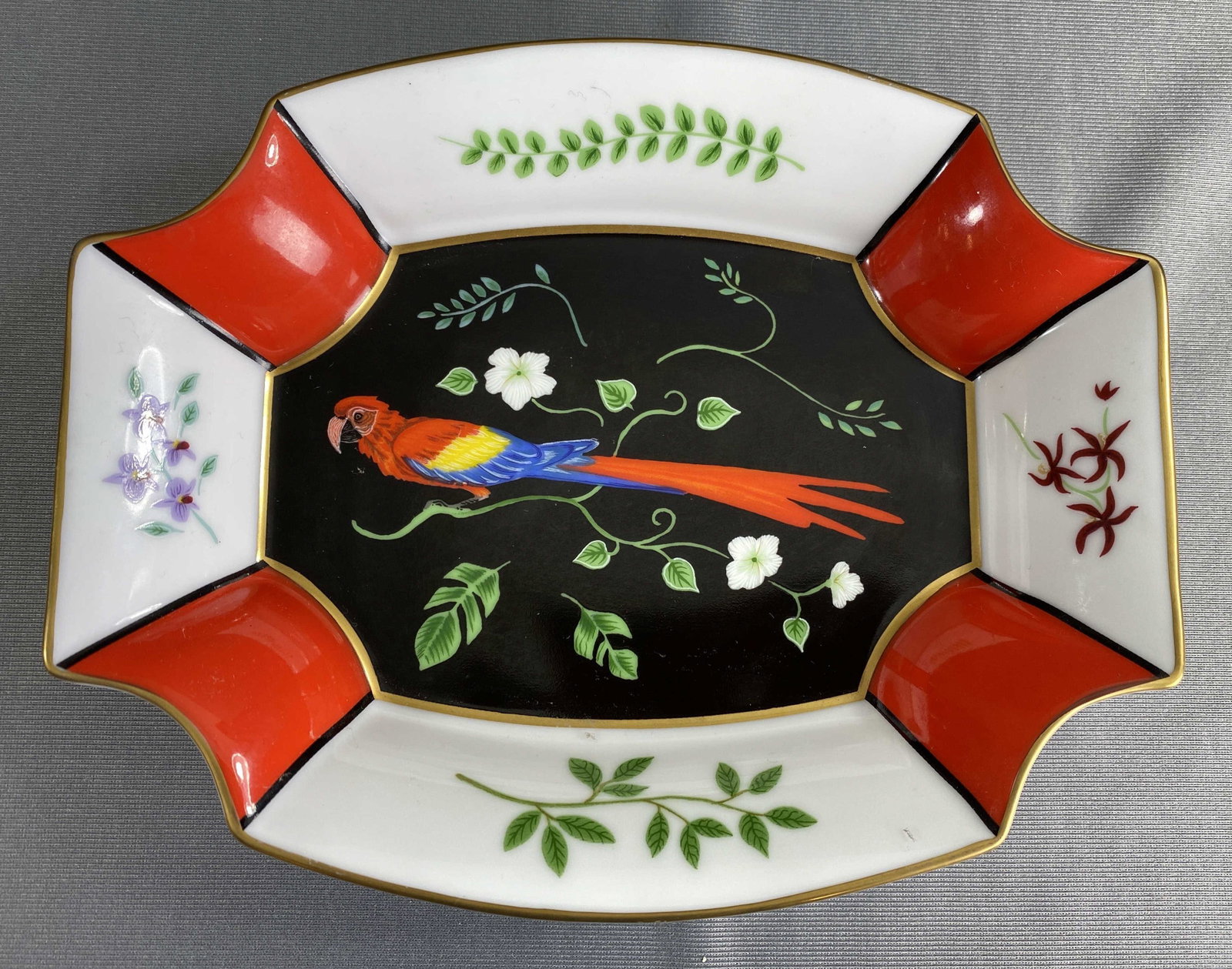 Chase Jaguar Jungle Octagonal Bird Tray: Design by Lynn Chase for the Jaguar Jungle line. Measures approximately 8 1/8" wide.