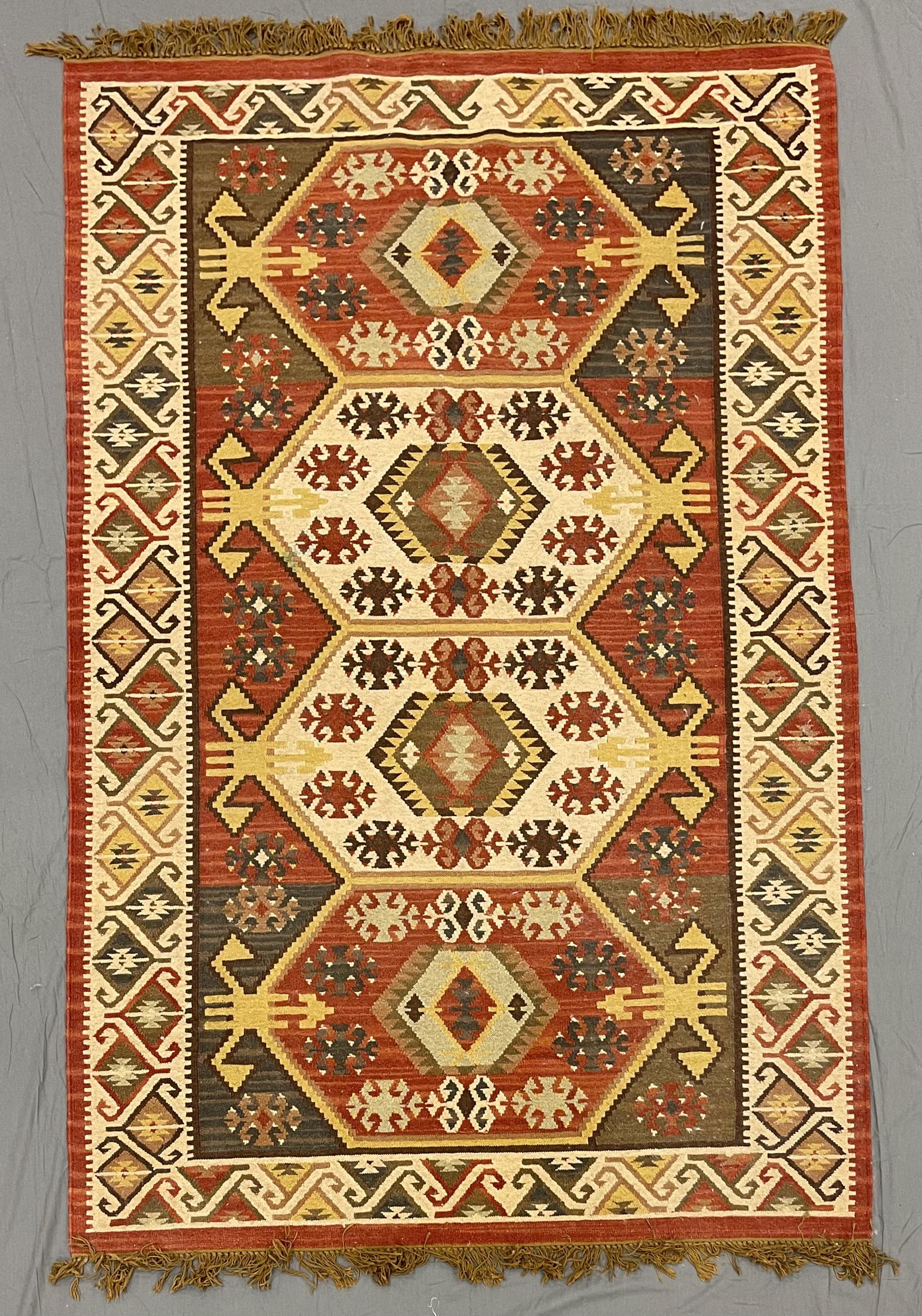Large Hand Woven Kilim Rug 8'7" x 5'2" (1 of 4)