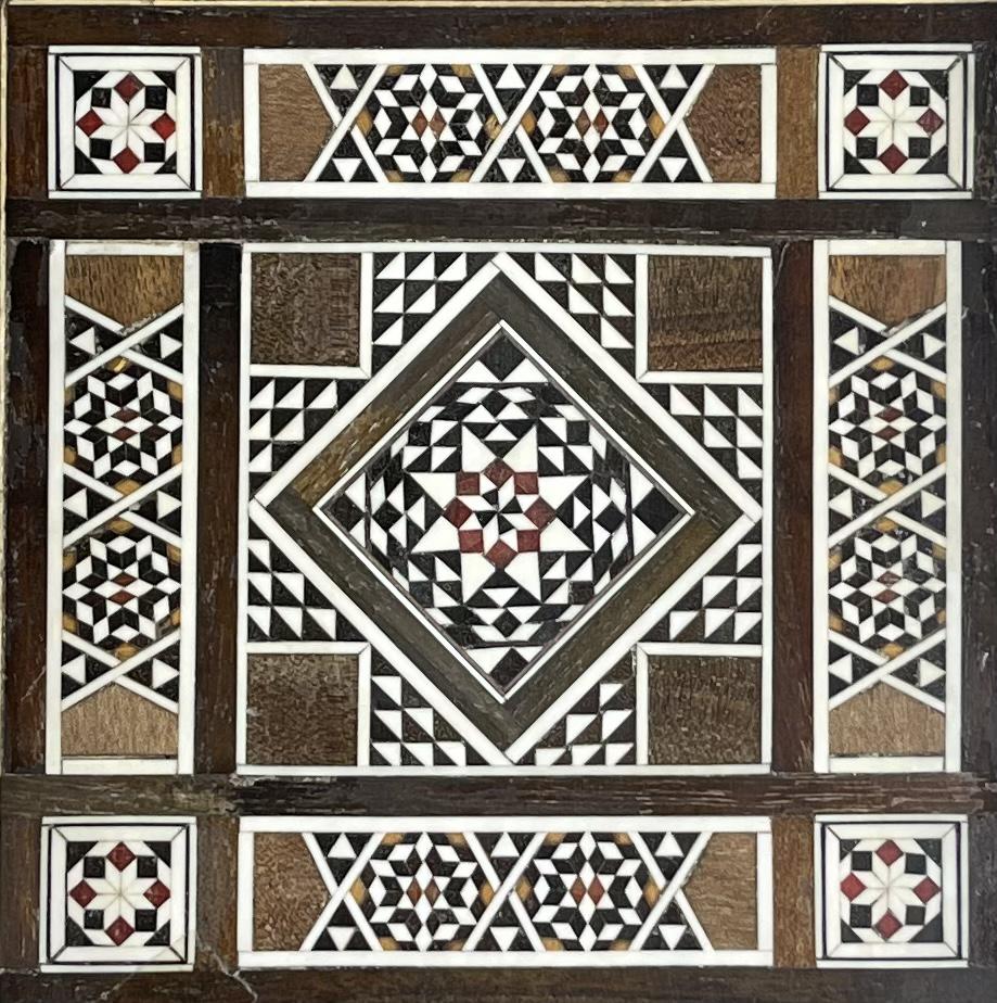 Syrian Inlay Wooden Gaming Boards Box (1 of 7)