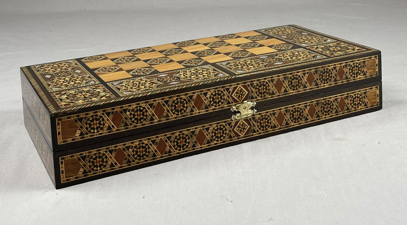 Damascus Hinged Traveling Game Board Box (1 of 7)