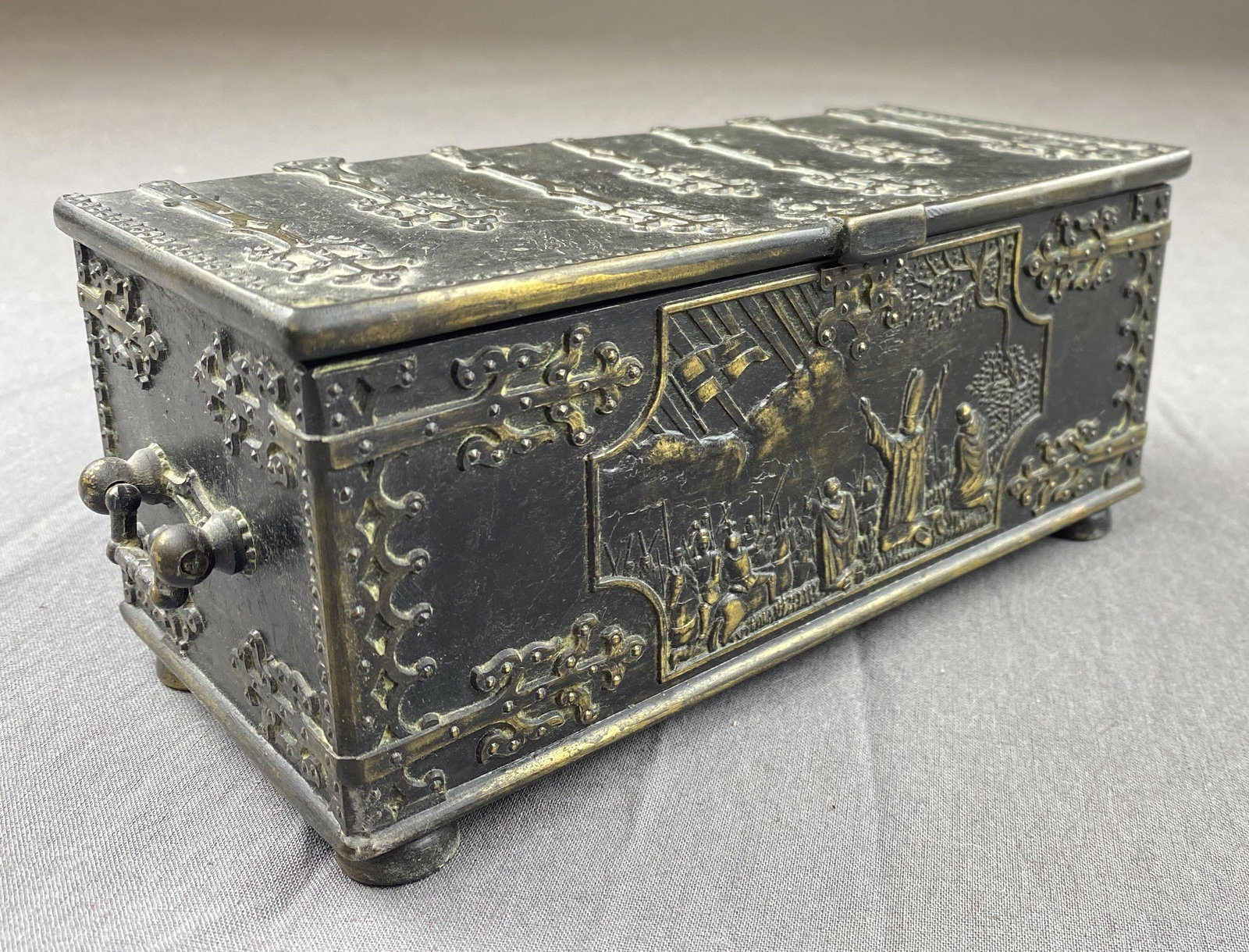 Bronze Box by Iron Art Copenhagen Denmark: The Battle of Lyndanisse depicted on a bronze box by Iron Art of Copenhagen Denmark dating to the first half of the 20th century. It is wood lined. Measures 8-1/4" wide, 3-3/4" deep and 3-1/2" tall.