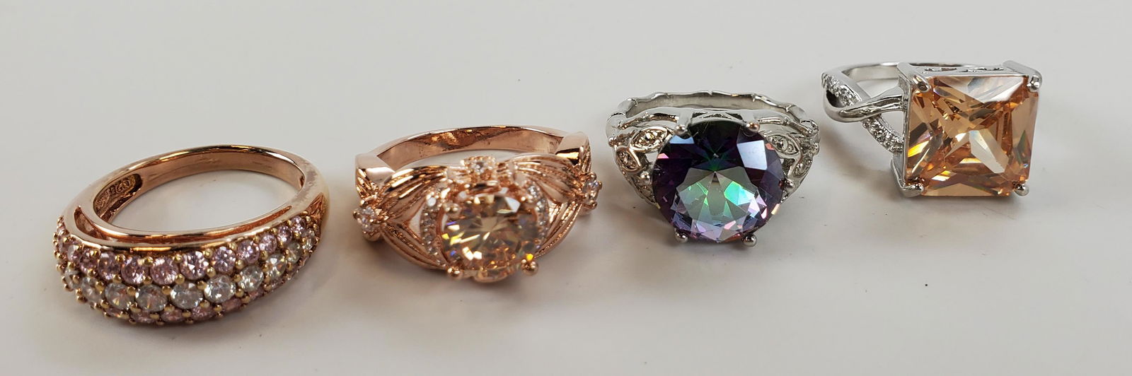 Fashion Jewelry Lot Of 4 Rings (1 of 10)