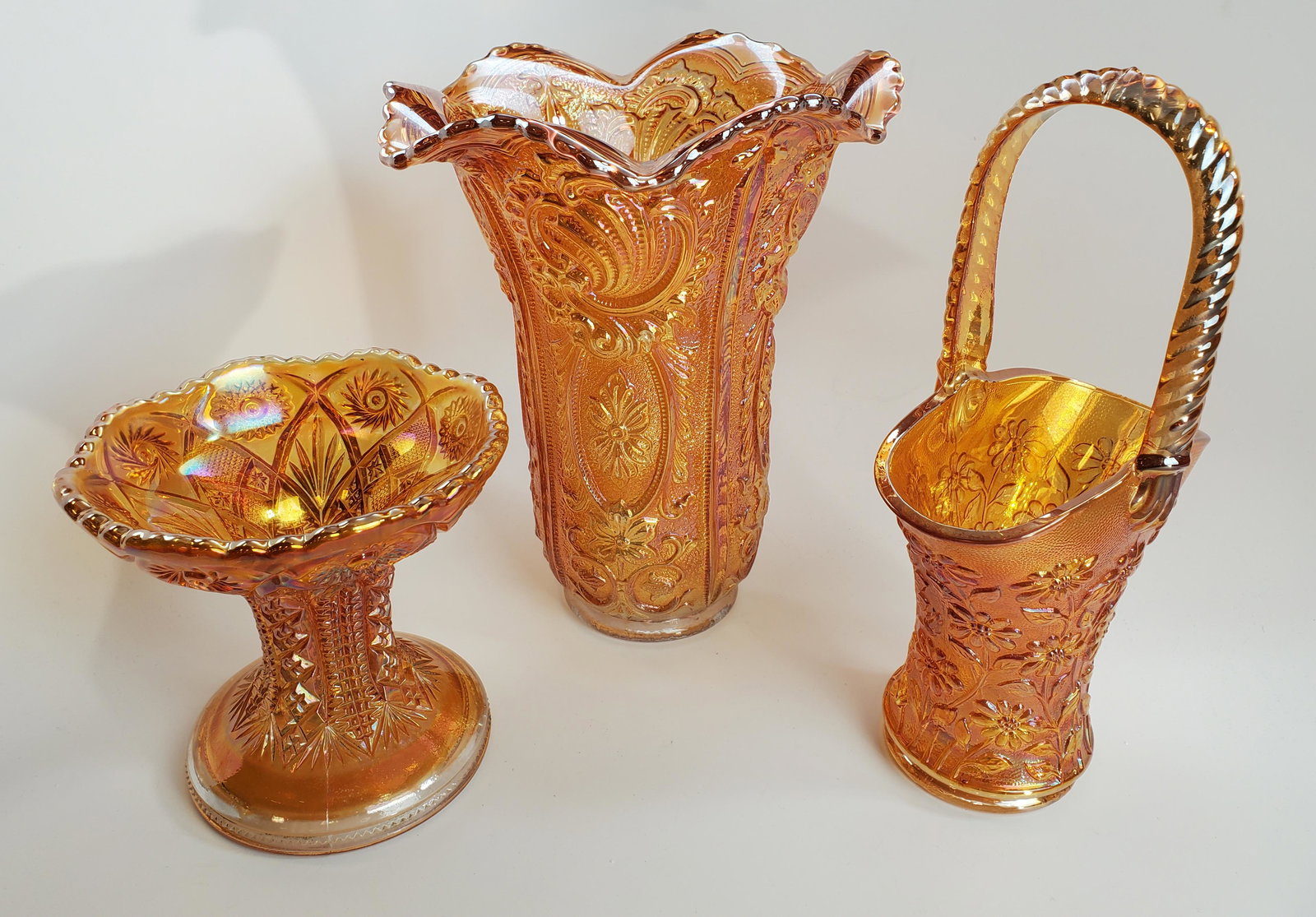 Vintage Imperial Carnival Glass Marigold Lot Of 3 (1 of 14)