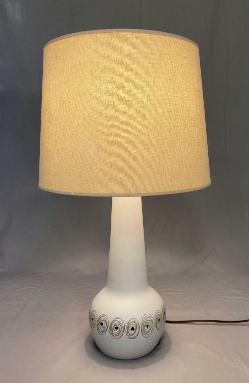 Gordon and Jane Martz Midcentury Pottery Lamp: Gordon and Jane Martz (American, 1924-2015 and 1929-2007). Pottery lamp for Marshall Studios including original walnut finial and linen shade. Height 28". Shipping: This item is not eligible for in-ho