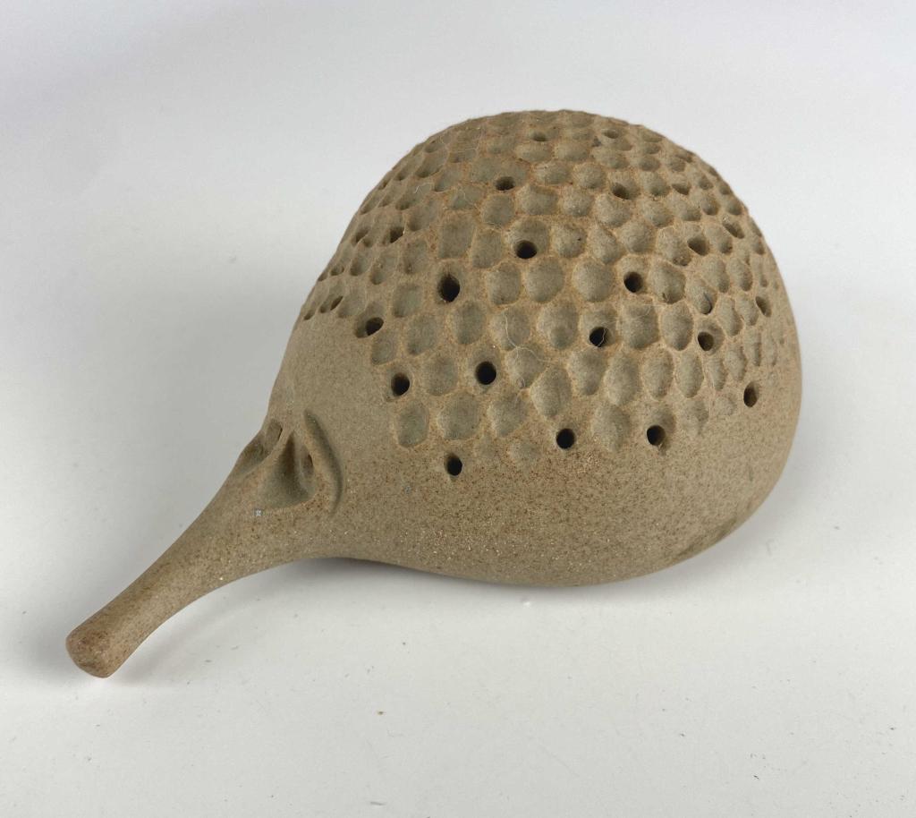 Robert Maxwell Pottery "Beastie" California 1966 (1 of 3)