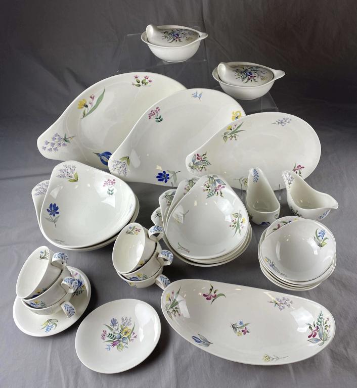Eva Zeisel "Bouquet" Dinnerware Hallcraft 1947 (1 of 12)