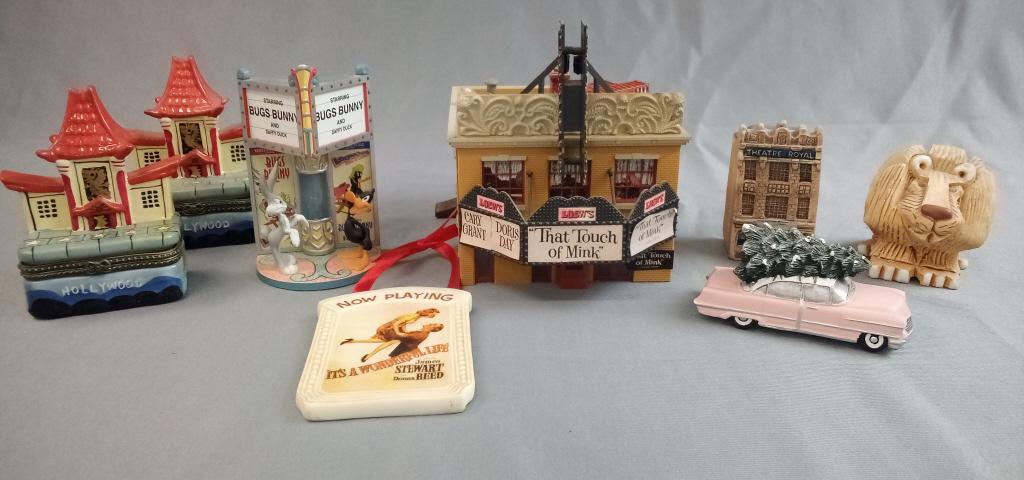 Assortment of Ornaments and Trinkets (1 of 6)