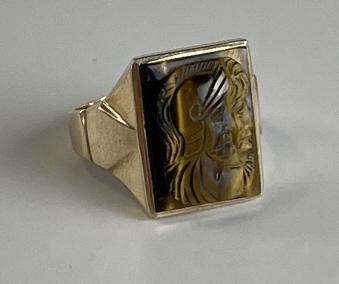 10 KT Gold Carved Tiger Eye Stone Ring (1 of 6)